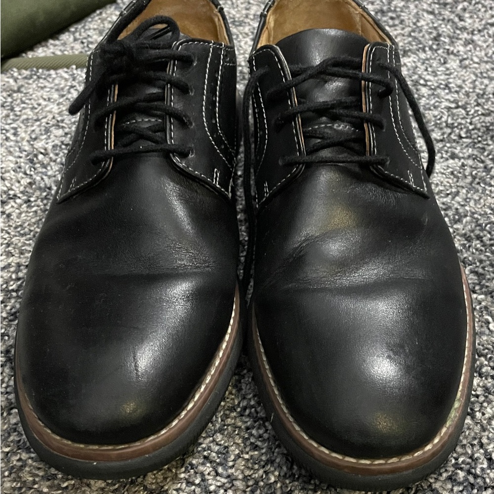 Black kids dress shoes excellent used condition.